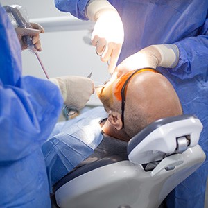 Patient in Plantation undergoing dental implant surgery
